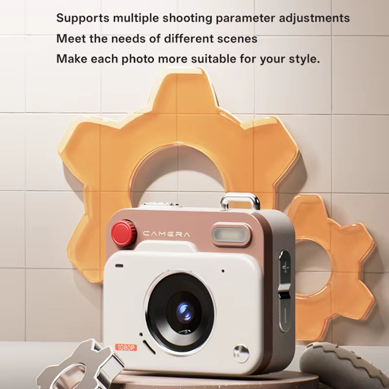 Little Archive — Mini Retro Keychain Digital Camera