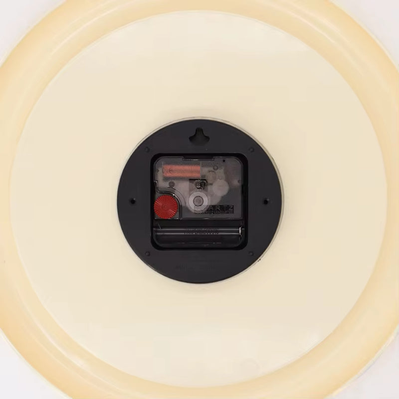 Quiet Hours — Minimalist Desktop + Wall Clock